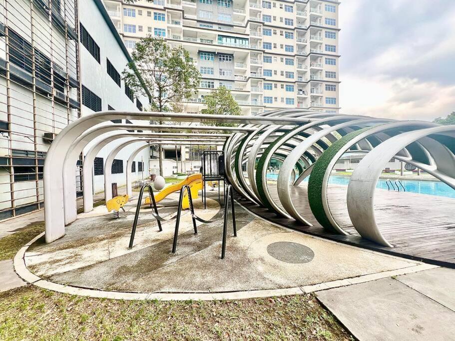 Sd 1-10Pax Puchong Sky Pod Residence Ioi Mall Wifi Exterior photo